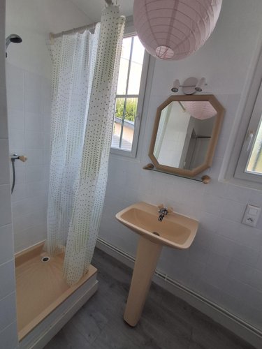 Location appartement Rennes 35000 Ille-et-Vilaine 14 m2 1 pièce 390 euros