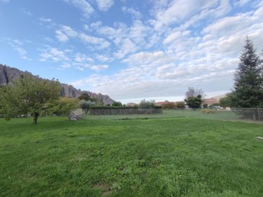 Terrain a batir a vendre Les Mées 04190 Alpes-de-Haute-Provence 990 m2  105000 euros