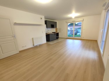 Location appartement Grand-Bourgtheroulde 27520 Eure 79 m2 4 pièces 910 euros