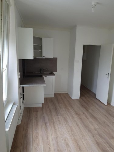 Location appartement Reims 51100 Marne 29 m2 2 pièces 530 euros
