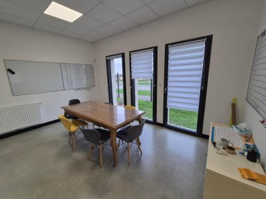 Fonds et murs commerciaux a vendre Amboise 37400 Indre-et-Loire  583000 euros