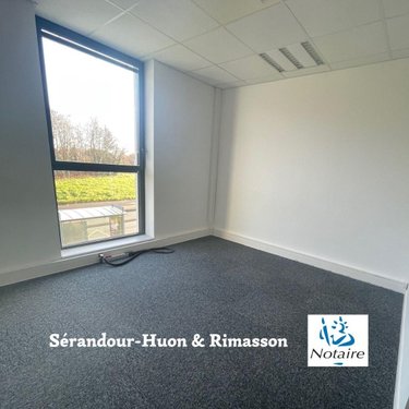 Location fonds et murs commerciaux Saint-Grégoire 35760 Ille-et-Vilaine 97 m2  1374 euros