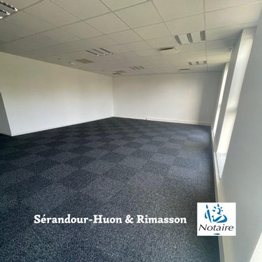 Location fonds et murs commerciaux Saint-Grégoire 35760 Ille-et-Vilaine 97 m2  1374 euros