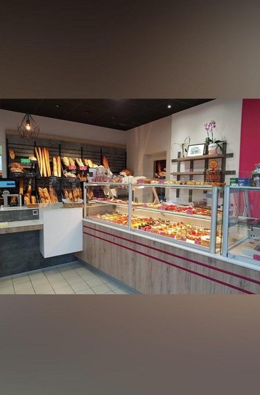 Fonds et murs commerciaux a vendre Le Genest-Saint-Isle 53940 Mayenne 91 m2  156300 euros
