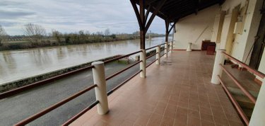 Immeuble a vendre Lamagistère 82360 Tarn-et-Garonne 228 m2  168000 euros