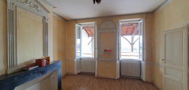 Immeuble a vendre Lamagistère 82360 Tarn-et-Garonne 228 m2  168000 euros