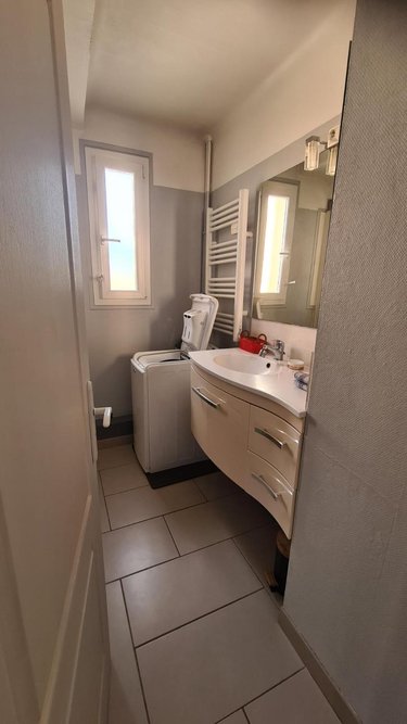 Location appartement Céret 66400 Pyrénées-Orientales 67 m2 3 pièces 735 euros