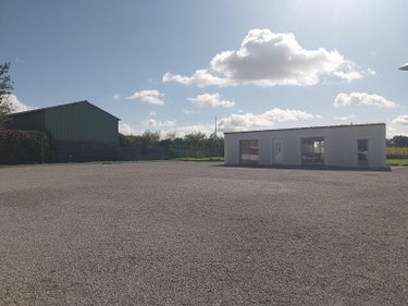 Terrain a batir a vendre Loiron-Ruillé 53320 Mayenne 1674 m2  98990 euros