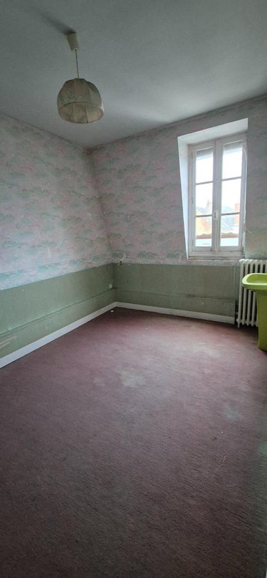 Immeuble a vendre La-Ferté-Bernard 72400 Sarthe 438 m2  210600 euros