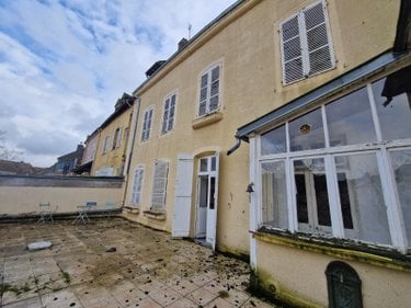 Immeuble a vendre Charolles 71120 Saône-et-Loire  250000 euros