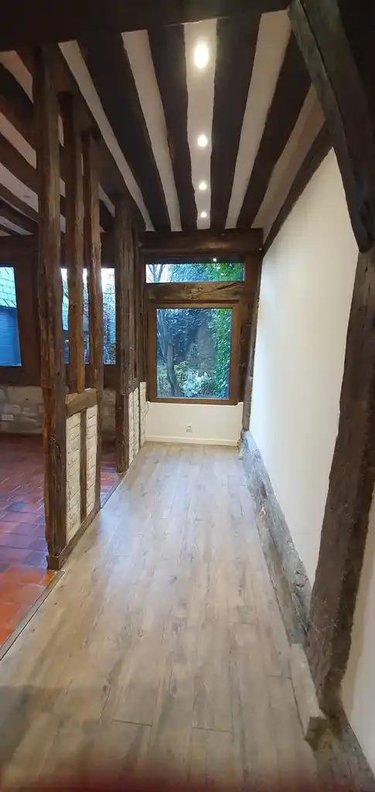 Location fonds et murs commerciaux Honfleur 14600 Calvados  1800 euros