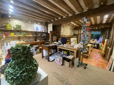 Location fonds et murs commerciaux Honfleur 14600 Calvados  1800 euros
