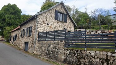 propriete a vendre Champs-sur-Tarentaine-Marchal 15270 Cantal 83 m2 3 pièces 167200 euros