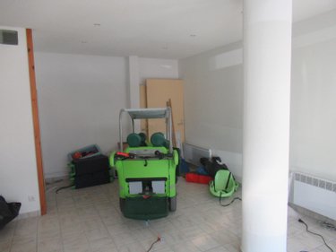 Fonds et murs commerciaux a vendre Molines-en-Queyras 05350 Hautes-Alpes 27 m2  40000 euros