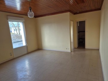 Location appartement Baud 56150 Morbihan 43 m2 2 pièces 390 euros