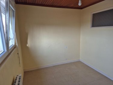 Location appartement Baud 56150 Morbihan 43 m2 2 pièces 390 euros