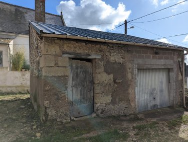 Immeuble a vendre Montlouis-sur-Loire 37270 Indre-et-Loire 309 m2  114450 euros