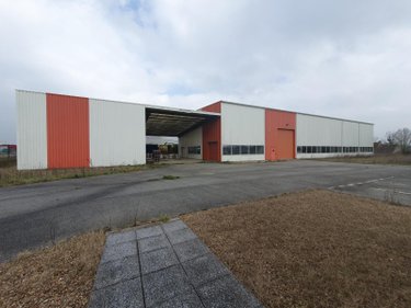 Location fonds et murs commerciaux Cherré-Au 72400 Sarthe  5400 euros
