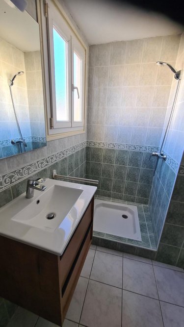 Immeuble a vendre Céret 66400 Pyrénées-Orientales 178 m2  240000 euros
