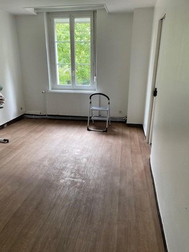 Immeuble a vendre La Fère 02800 Aisne 205 m2  127200 euros