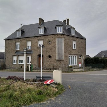 propriete a vendre Reffuveille 50520 Manche 200 m2 12 pièces 217350 euros