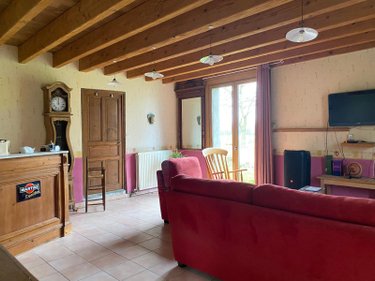 Bien agricole a vendre Vitry-en-Charollais 71600 Saône-et-Loire 318 m2  577000 euros