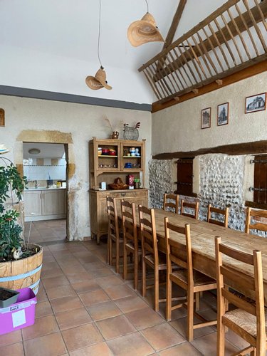 Bien agricole a vendre Vitry-en-Charollais 71600 Saône-et-Loire 318 m2  577000 euros