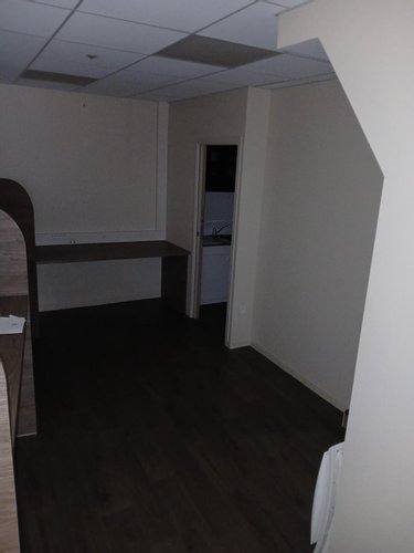 Location fonds et murs commerciaux Honfleur 14600 Calvados 80 m2  1930 euros