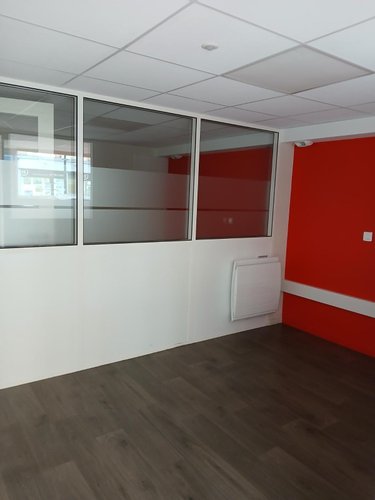 Location fonds et murs commerciaux Honfleur 14600 Calvados 80 m2  1930 euros