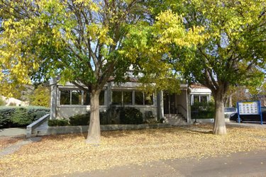 Divers a vendre Oraison 04700 Alpes-de-Haute-Provence 158 m2  425000 euros