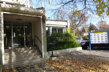Divers a vendre Oraison 04700 Alpes-de-Haute-Provence 158 m2  425000 euros