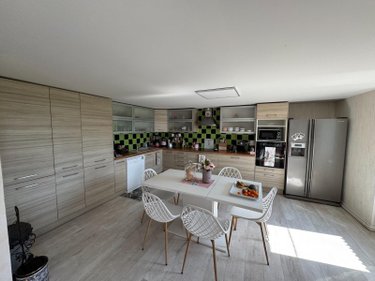Immeuble a vendre Douarnenez 29100 Finistère 290 m2  218400 euros
