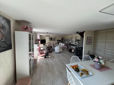Immeuble a vendre Douarnenez 29100 Finistère 290 m2  218400 euros