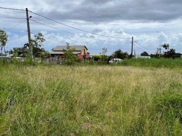 Terrain a batir a vendre Saint-Denis 97400 Réunion 325 m2  139100 euros