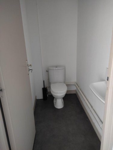 Location fonds et murs commerciaux Saint-Malo 35400 Ille-et-Vilaine  1300 euros