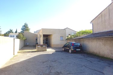 Divers a vendre Oraison 04700 Alpes-de-Haute-Provence 198 m2  323000 euros