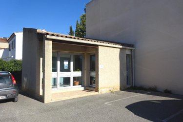Divers a vendre Oraison 04700 Alpes-de-Haute-Provence 198 m2  323000 euros