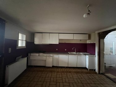 Immeuble a vendre Beaumont-le-Roger 27170 Eure  189900 euros