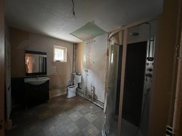 Immeuble a vendre Beaumont-le-Roger 27170 Eure  189900 euros