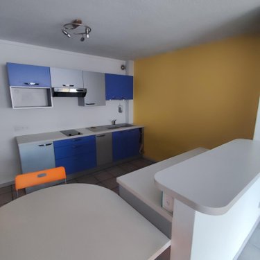 Fonds et murs commerciaux a vendre Gap 05000 Hautes-Alpes 150 m2  248000 euros