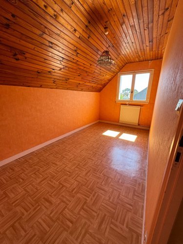 Maison a vendre Saint-Nic 29550 Finistère 137 m2 8 pièces 218000 euros