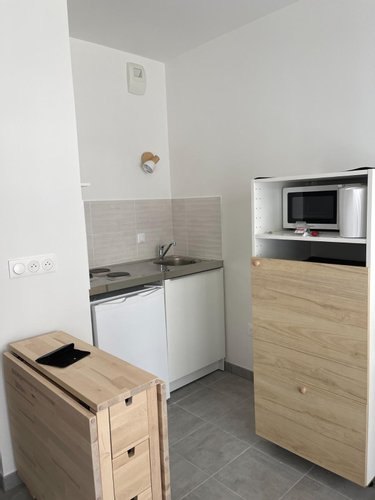 Location appartement Tours 37000 Indre-et-Loire 26 m2 1 pièce 585 euros