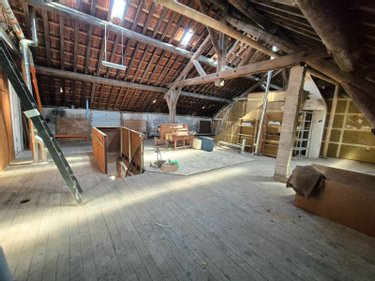 Immeuble a vendre Mardeuil 51530 Marne 189 m2  299000 euros