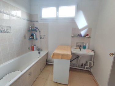Appartement a vendre Saint-Étienne-du-Rouvray 76800 Seine-Maritime 84 m2 4 pièces 113000 euros