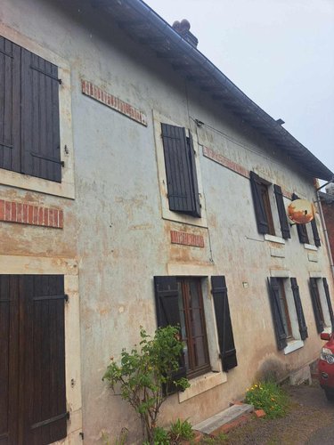 Immeuble a vendre Le Thillot 88160 Vosges 90 m2  64800 euros