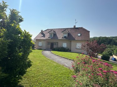 propriete a vendre Jouhe 39100 Jura 350 m2 13 pièces 447000 euros