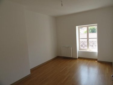 Location appartement Montluel 01120 Ain 64 m2 3 pièces 741 euros