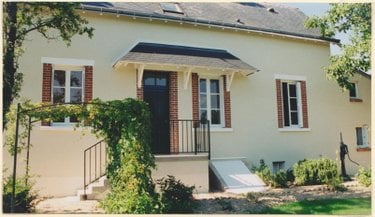 Location maison Saint-Cyr-sur-Loire 37540 Indre-et-Loire 114 m2 4 pièces 1500 euros