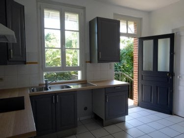 Location maison Saint-Cyr-sur-Loire 37540 Indre-et-Loire 114 m2 4 pièces 1500 euros