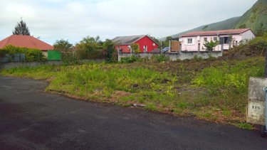Terrain a batir a vendre La Plaine-des-Palmistes 97431 Réunion 492 m2  98000 euros
